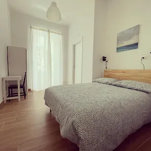 Bed & Breakfast Central Rooms Napoli