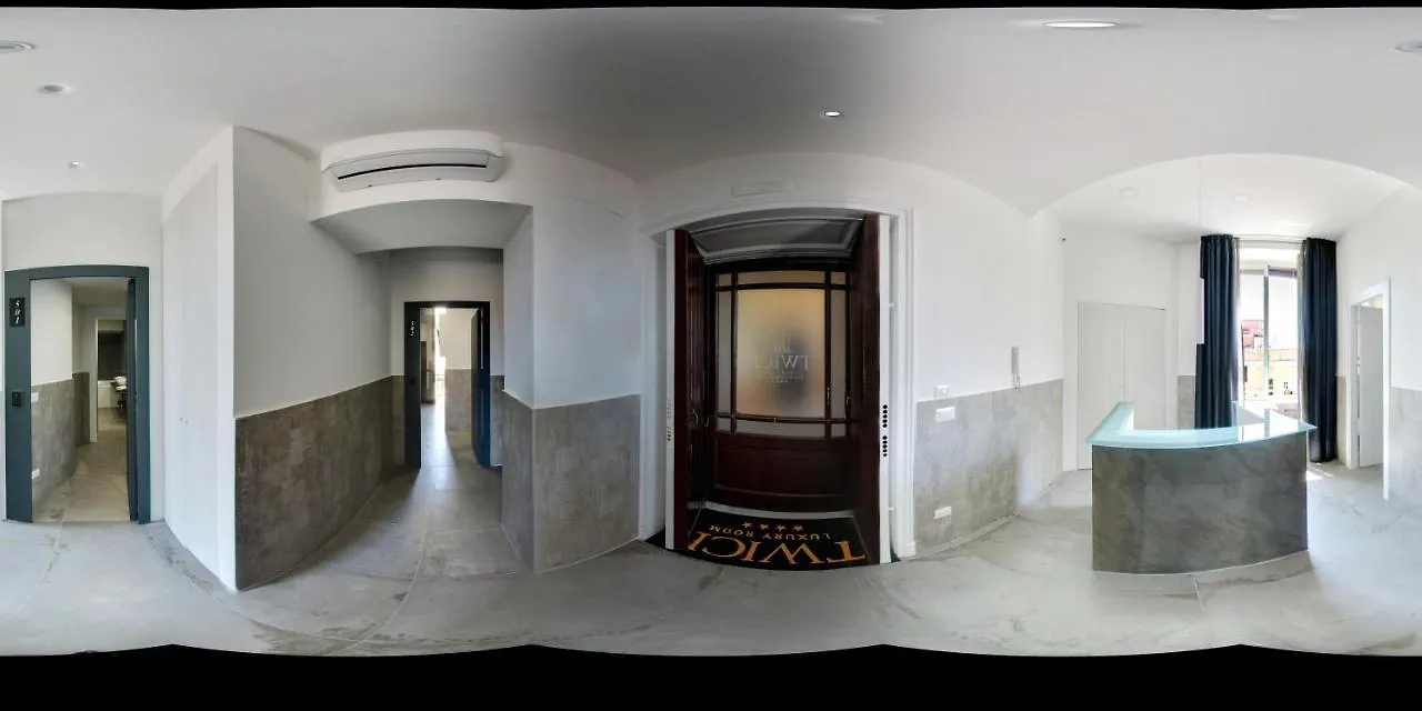 Twice - Naples Duomo Bed and Breakfast
