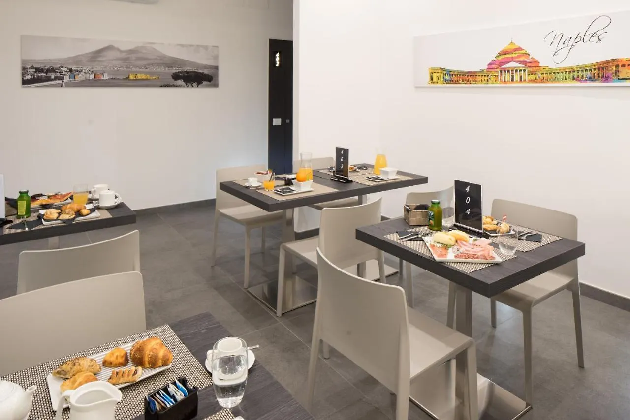 Twice - Naples Duomo Bed and Breakfast Bed & Breakfast